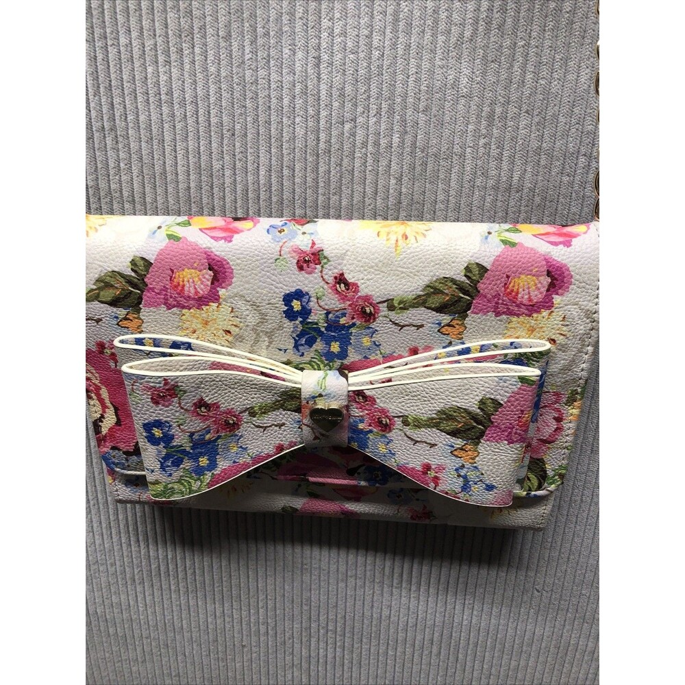 Betsy Johnson Crossbody Purse Floral Bow Inside Wallet Organization Pockets - Picture 2 of 15